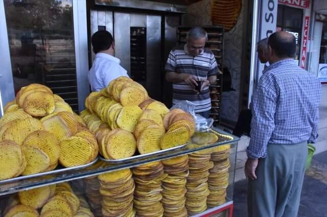 Adıyaman'da bayramların vazgeçilmezi olan taplama için ustalar yoğun mesai harcıyor