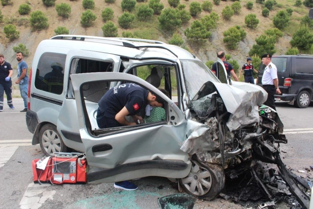 Kocaeli'de feci kaza: 2 ölü, 4 ağır yaralı