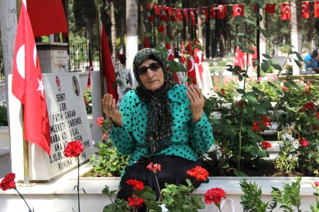 Şehit annesinin bayram acısı: 