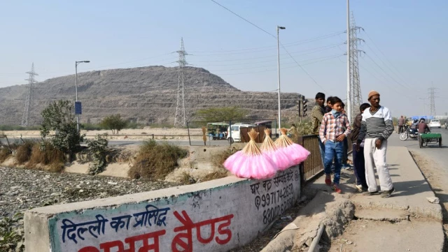 Hindistan'ın yılda 10 metre yükselen çöp dağı