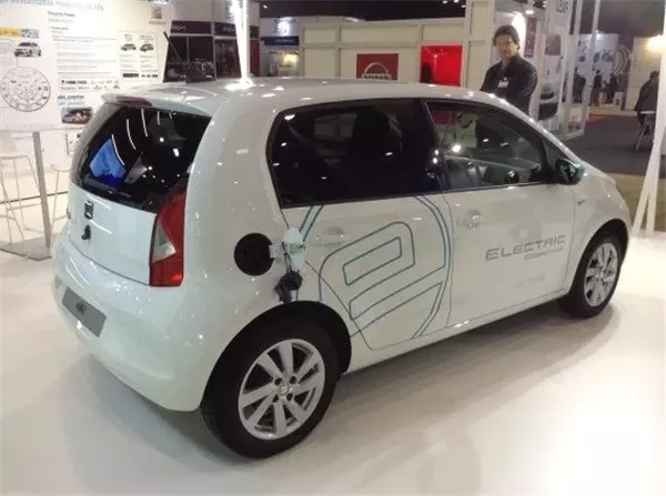 SEAT, İlk Elektrikli Otomobili Mii Electric'i Duyurdu