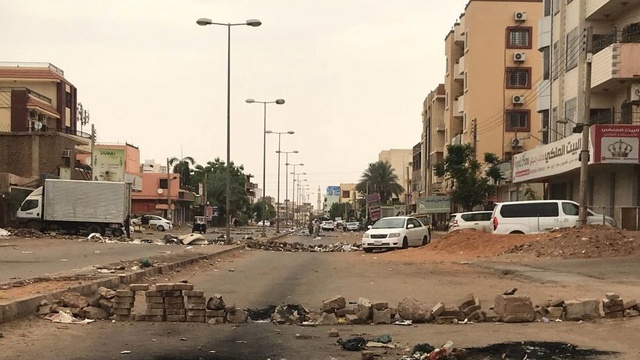 Sudan krizi: Muhalifler ölü sayısının 60'a yükseldiğini duyurdu