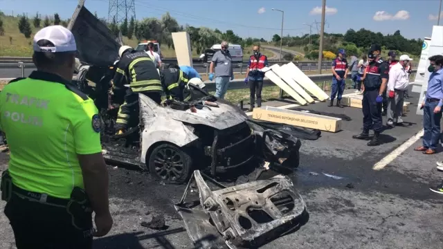 Tekirdağ'daki kazadan feci görüntüler! 5 tabut yürek dağladı