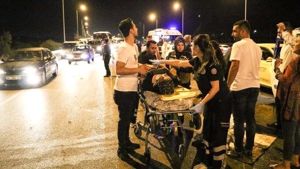 Antalya'da zincirleme kaza: 3'ü çocuk, 10 yaralı