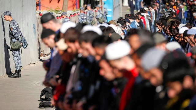 Fotoğraflarla: Dünyadan Ramazan Bayramı kutlamaları