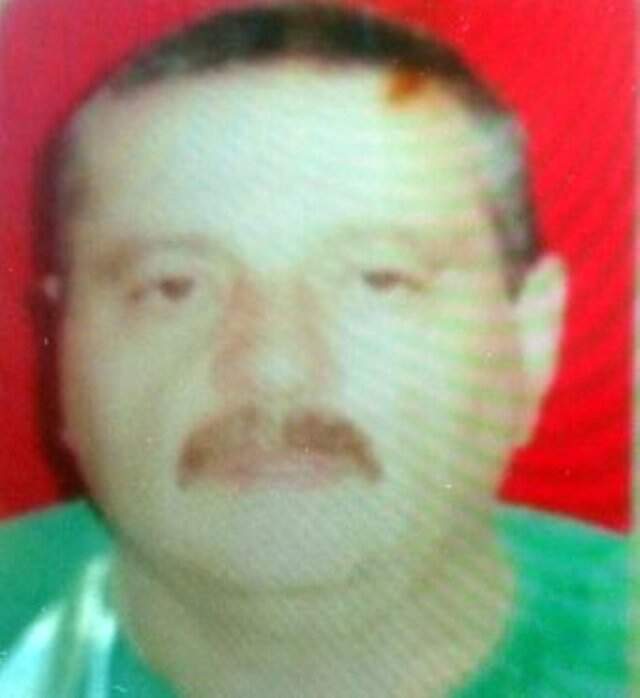 Plajdaki şüpheli ölüme şemsiyeli kamuflaj! Antalya'da yaşamını yitiren adamı gören vatandaşlar denize girmeye devam etti!