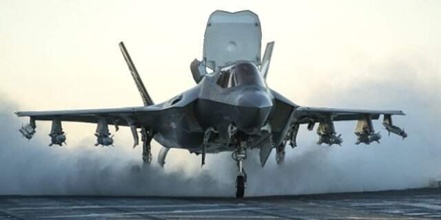 ABD Savunma Bakanı Shanahan, F-35 programıyla ilgili skandal kararı Hulusi Akar'a mektupla ilettiğini açıkladı ABD Savunma Bakanı Shanahan, F-35 programıyla ilgili skandal kararı Hulusi Akar'a mektupla ilettiğini açıkladı