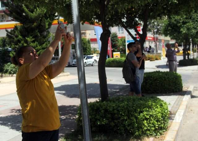 Adana'da yürekler ağza geldi! İntihardan 5 yaşındaki oğlu kurtardı Adana'da yürekler ağza geldi! 5 yaşındaki oğlu kurtardı