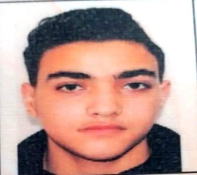 Denizde kaybolan 15 yaşındaki gencin cesedi bulundu Denizde kaybolan 15 yaşındaki gencin cesedi bulundu