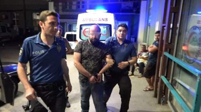 Eskort sitesinden tanıştığı kadını, transseksüel olduğunu öğrenince parke taşıyla dövdü