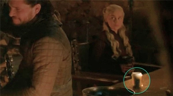 Game of Thrones'un Yıldızı, 'Kahve Bardağı' Fiyaskosunda Bir Diğer Yıldızı Suçladı