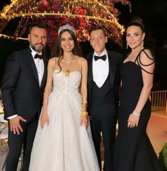 Türkiye'nin konuştuğu Mesut Özil ile Amine Gülşe'nin düğününden muhteşem kareler!
