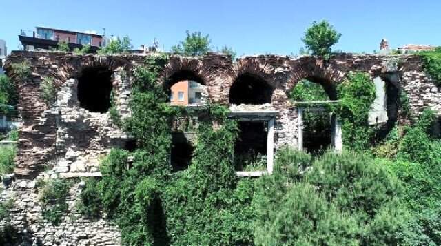 16 asırlık tarihi İstanbul surları 