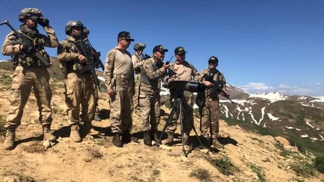 Tunceli'de mağarada kıstırılan 5 kadın terörist etkisiz hale getirildi