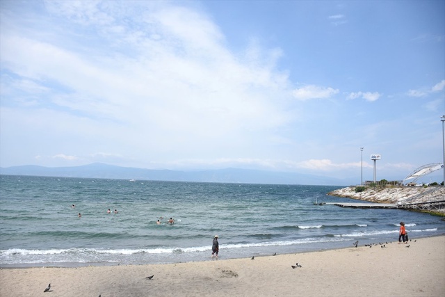 Suriyeliler için