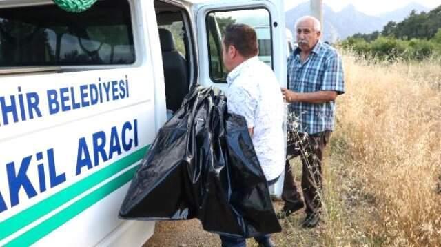 Karısı boşanmak isteyince önce 2 yaşındaki oğlunu, sonra kendini astı