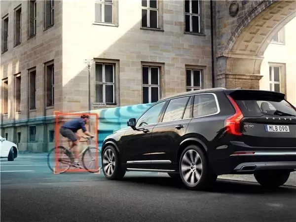 Volvo, Bisikletçilerin Yol Güvenliği İçin Yeni Bir Araştırmaya Öncülük Ediyor