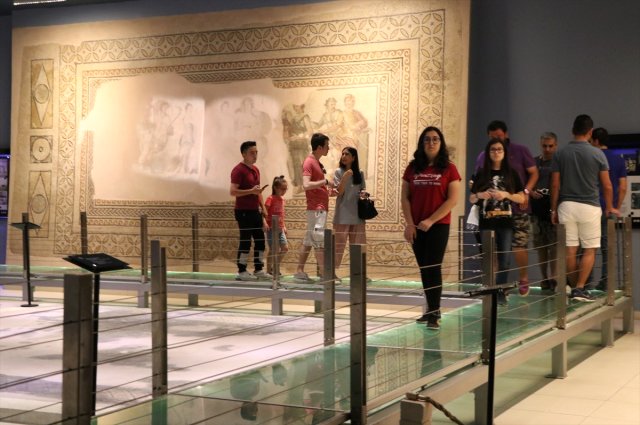 Dünyaca ünlü Zeugma Mozaik Müzesi'ni bayramda 22 bin kişi ziyaret etti