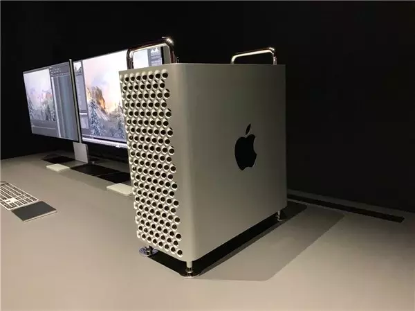 IKEA, Apple'ın 6 Bin Dolarlık Yeni Mac Pro'su ile Dalga Geçti