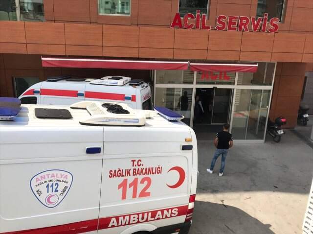 Son dakika! Hastanede klima ünitesi patladı: 1 ölü, 3 yaralı Hastanede klima ünitesi patladı: 1 ölü, 3 yaralı
