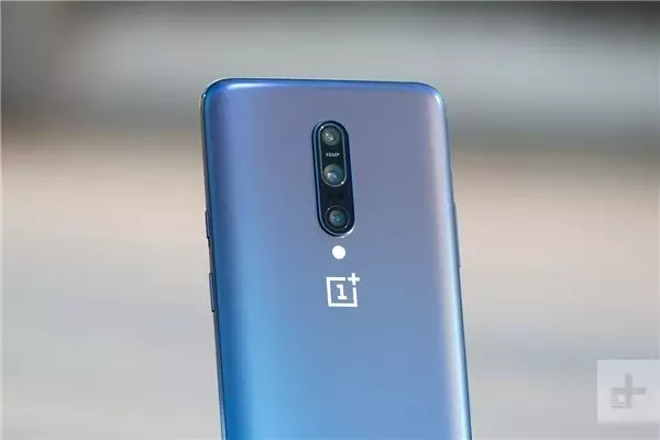 OnePlus 7 Pro'nun Bazı Uygulamalarda 90 Hz Çalışamama Sorunu Ortadan Kalktı