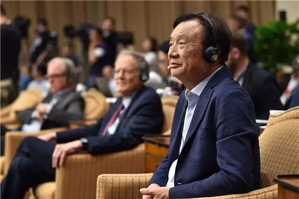 Huawei CEO'su: Büyük Yara Aldık Ama 2021'de Bomba Gibi Döneceğiz