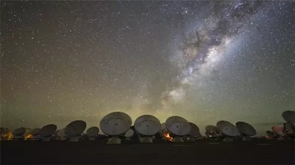 Astronomlar, Bilinen İlk Galaksi Birleşimini Gözlemledi