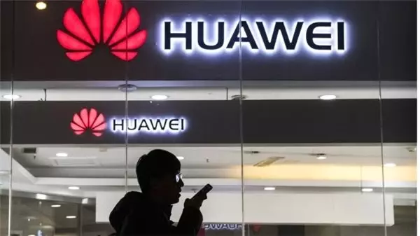 Huawei, ABD'den Parça Almadan da Akıllı Telefon Üretebilir mi?