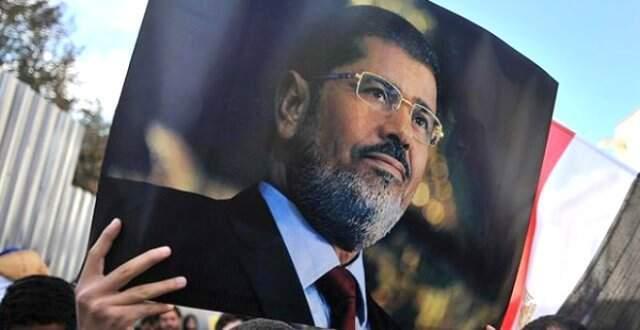 Mursi'nin vefatını duyuran spikerin hatası ülkenin gündemine oturdu!