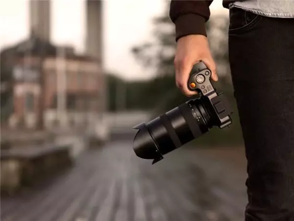 Orta Format Kameraların Kralı Hasselblad Yeni Canavarını Tanıttı: X1D II 50C