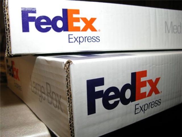 FedEx, Huawei Marka Telefonun ABD'ye Kargolanmasını Reddetti