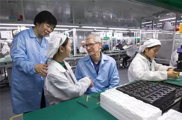 Foxconn, Apple'dan iPhone Üretimini Çin'in Dışına Çıkarmasını İstedi