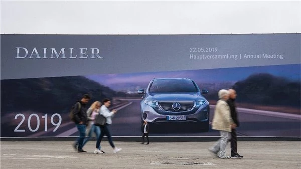 Daimler, Emisyon Skandalı Yüzünden 60 Bin Aracını Daha Geri Çağırıyor