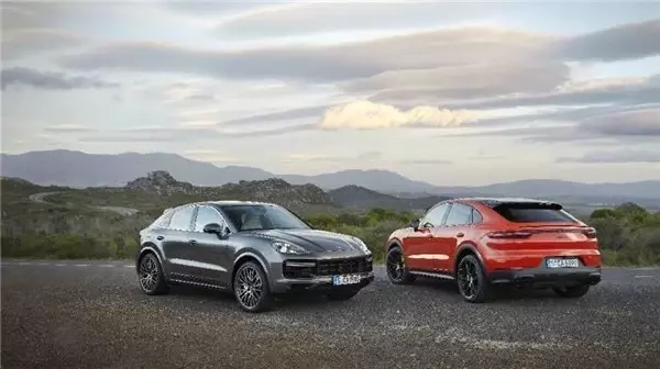 SUV'lerin En Sportifi <a class='keyword-sd' href='/porsche-cayenne/' title='Porsche Cayenne'>Porsche Cayenne</a> Coupe, Türkiye'ye Geldi