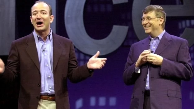 Jeff Bezos ve Bill Gates'ten sonra serveti 100 milyar doları aşan 3. kişi Bernard Arnault oldu