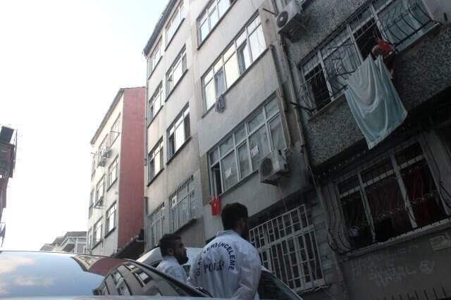 Fatih'te korkunç olay! Tacikistanlı kadını kafasına poşet geçirip öldürdüler Fatih'te korkunç olay! Tacikistanlı kadını kafasına poşet geçirip öldürdüler