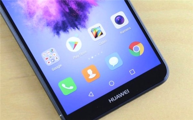 Huawei'nin CEO'su Google'a Seslendi: 800 Milyon Kullanıcı Kaybettiniz