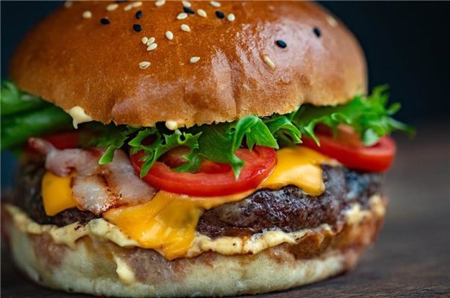Fazla Fast Food Yiyen Erkeklerin Sperm Sayılarının Daha Az Olduğu Tespit Edildi