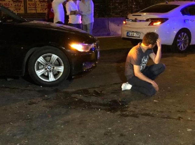 Yarış yapan karı- koca Kadıköy'de zincirleme kazaya neden oldu: 7 yaralı