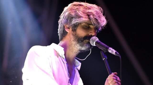 Askerde olan şarkıcı Manuş Baba, tezkeresini aldı