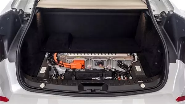 BMW, Yeni X5'lerde Hidrojen Motoru Kullanacak