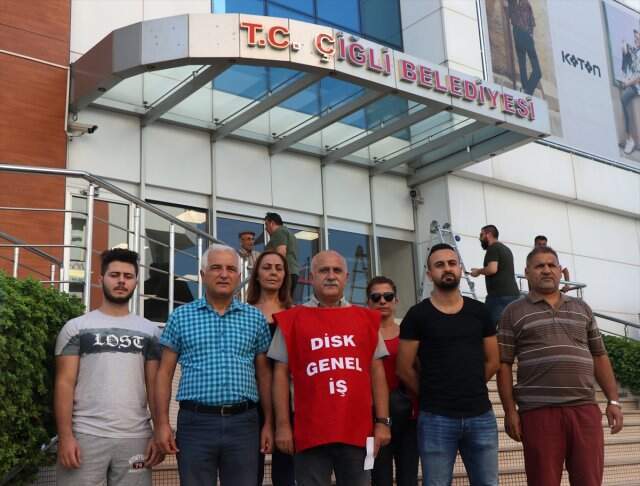 İşten çıkarılan CHP eski İlçe Başkanı açlık grevine başladı İşten çıkarılan CHP eski İlçe Başkanı açlık grevine başladı