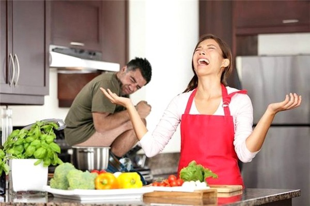 Stock Fotoğrafları Trolleyen Adamın Komik Çalışmaları