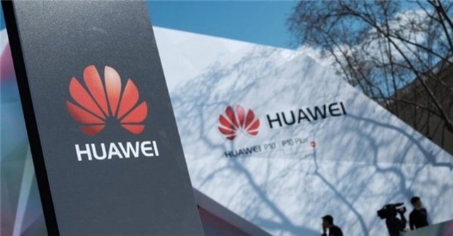 Donald Trump'ın Huawei Yaptırımı Samsung'u da Zora Soktu