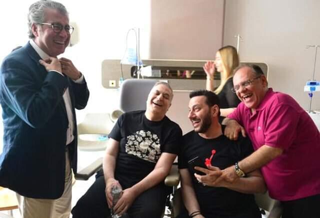 Hastaneden taburcu olan <a class='keyword-sd' href='/mehmet-ali-erbil/' title='Mehmet Ali Erbil'>Mehmet Ali Erbil</a>'den çapkınlık sorularına şaşırtan cevap