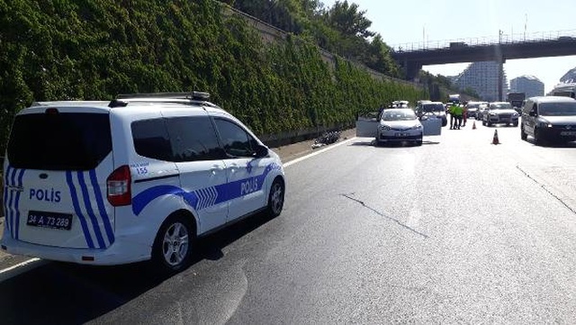 TEM'de 'yol verme' cinayeti! Herkesin gözü önünde kurşun yağdırdı
