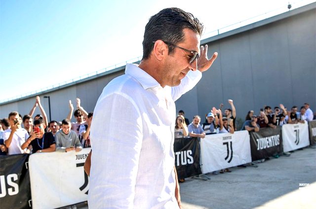 41 yaşındaki Gianluigi Buffon, Juventus'a geri döndü