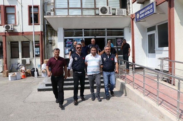 Mersin'de sahte içki ölümlerine ilişkin 6 şüpheli gözaltına alındı