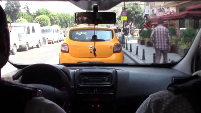 Taksicilere 'son durak' operasyonu: Turistler için 'mal', 'kuş' diyorlarmış
