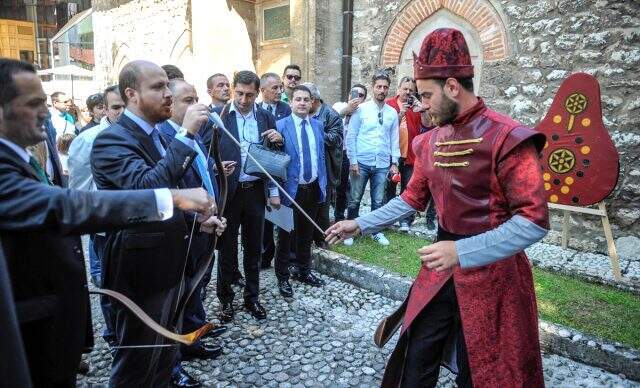 Bilal Erdoğan'dan, 'Okçular Vakfı kapatılıyor' iddiasına yanıt Bilal Erdoğan'dan,